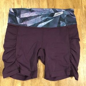 Lululemon workout shorts 6”  Size 6